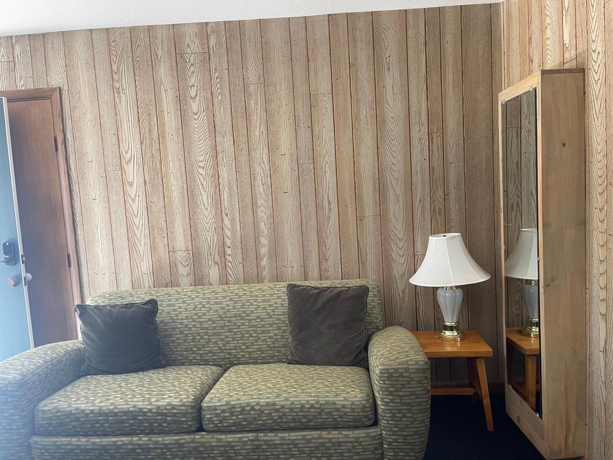 Saddle & Surrey Motel Estes Park Room photo